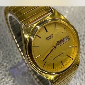 Men’s ^^^ Sharp ^^^ Quartz Gold Watch ***